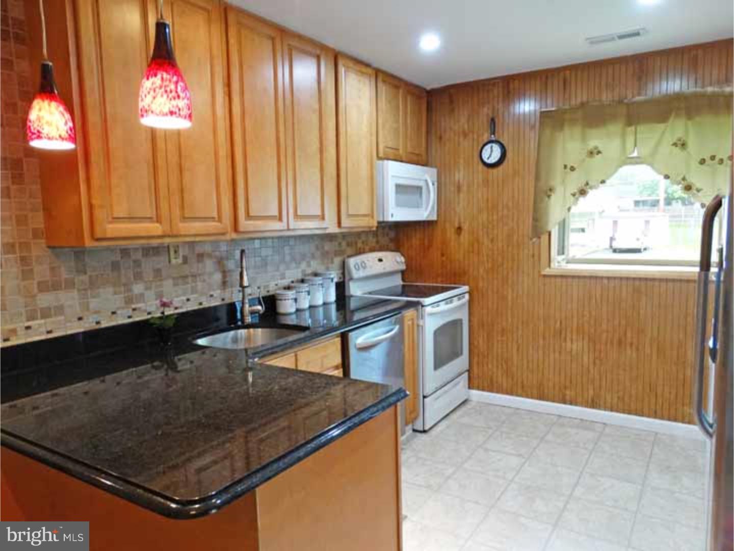 628 Beaumont Road Fairless Hills, PA 19030 - Photo 2 of 12 Lake / Pond