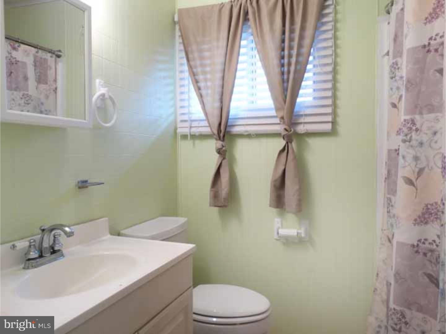 628 Beaumont Road Fairless Hills, PA 19030 - Photo 10 of 12 Bathroom