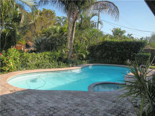 10 Southwest 9th Avenue Boca Raton, FL 33486 - Photo 4 of 14 Additional Photo