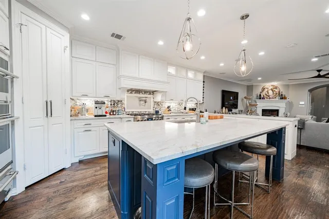 $6,750 | 5517 Longview Street, Dallas, TX 75206