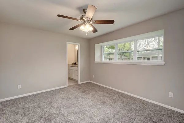 $2,500 | 158 Bluebonnet Street, Sugar Land, TX 77478