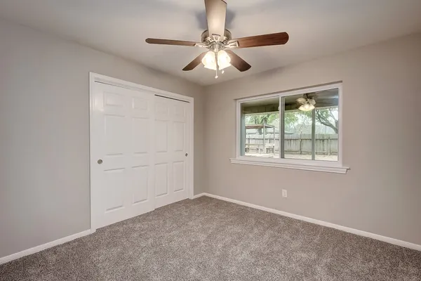 $2,500 | 158 Bluebonnet Street, Sugar Land, TX 77478