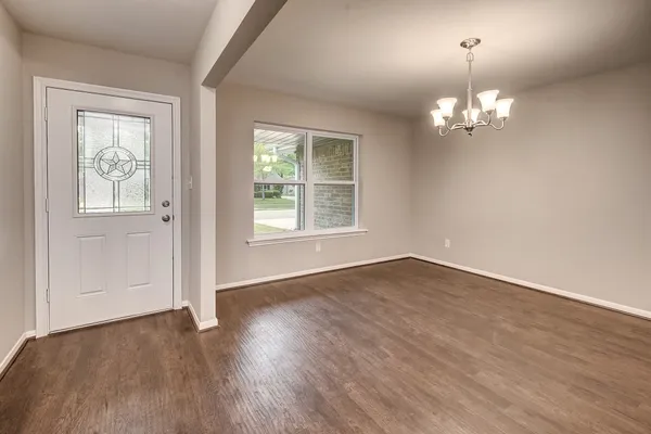 $2,500 | 158 Bluebonnet Street, Sugar Land, TX 77478