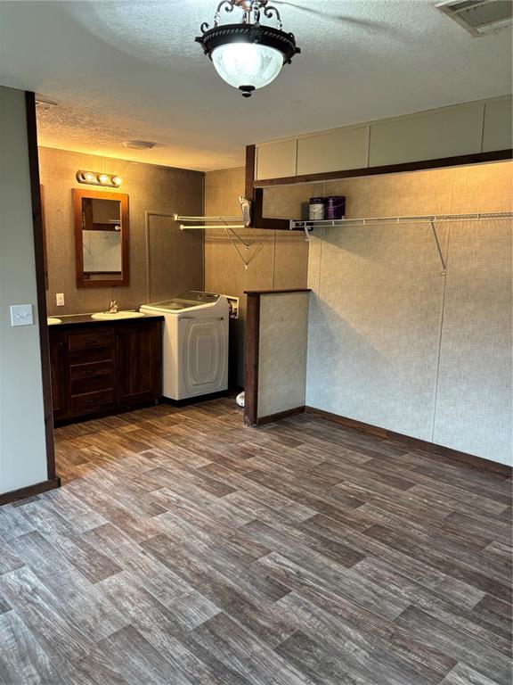 11511 Northeast 110th Road Oxford, FL 34484 - Photo 23 of 43 a view of a room with a wooden floor and ceiling fan