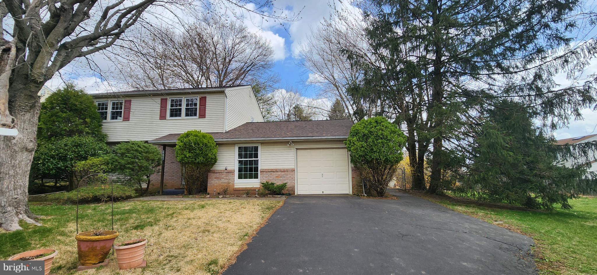 447 Coldspring Road Southampton, PA 18966 - Photo 3 of 44 Gallery Image 3