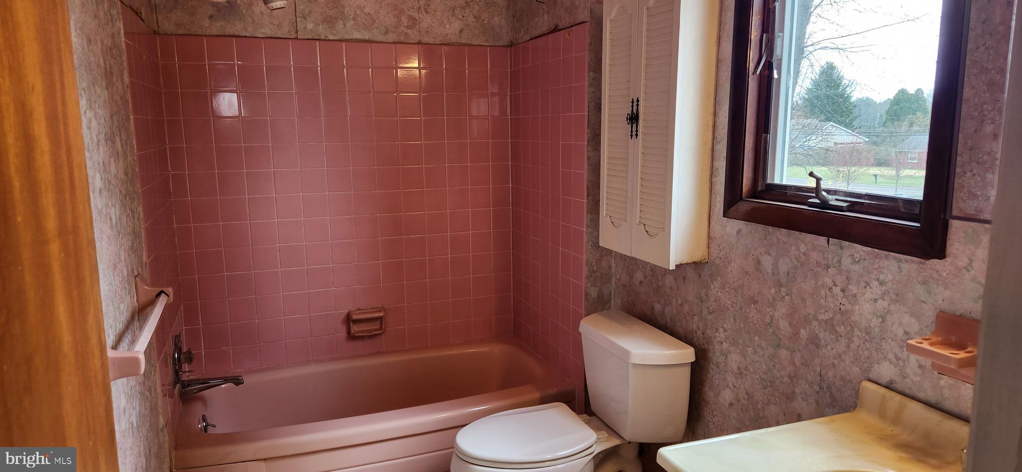 447 Coldspring Road Southampton, PA 18966 - Photo 37 of 44 Gallery Image 37