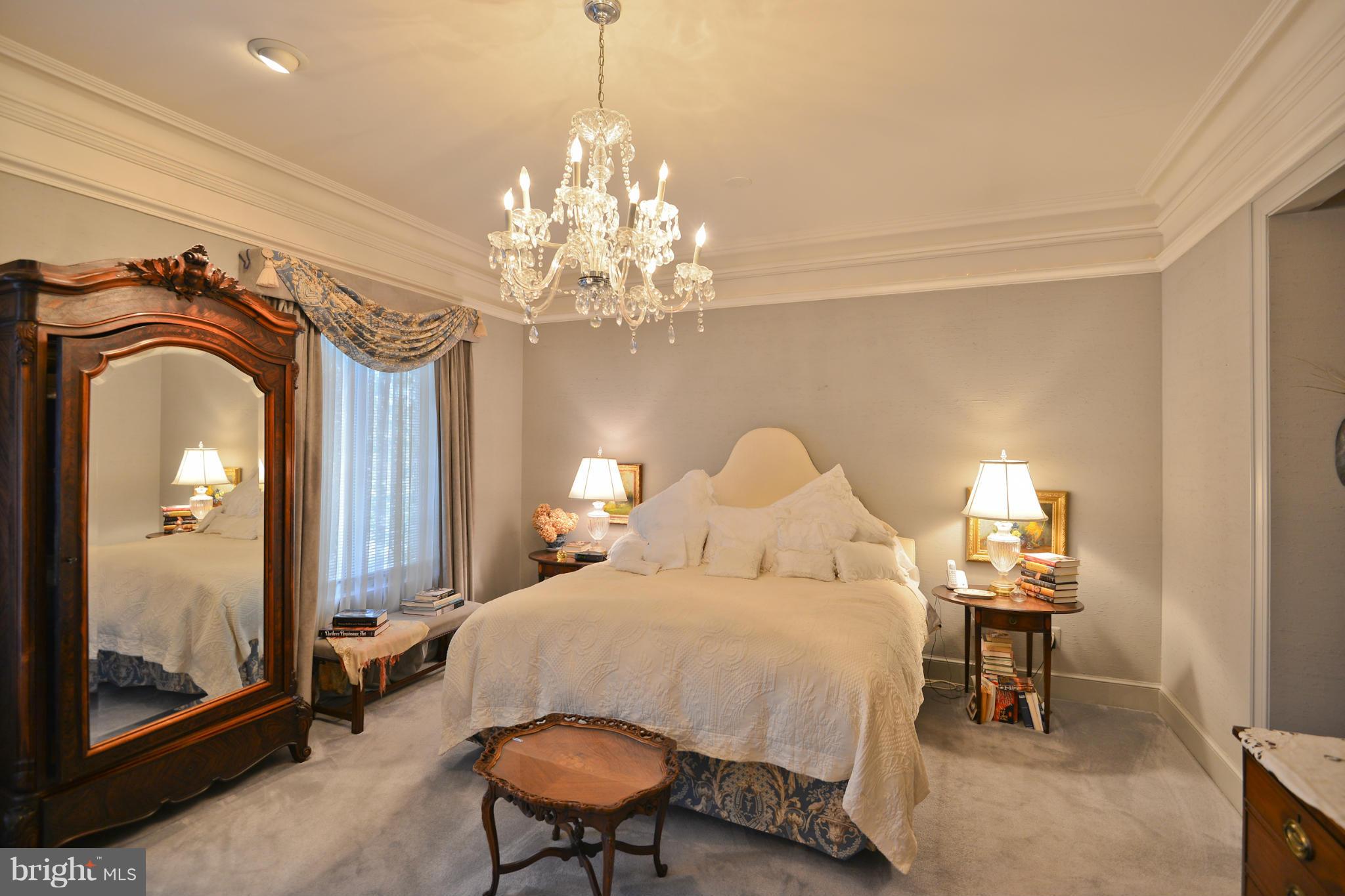 1330 Merrie Ridge Road McLean, VA 22101 - Photo 13 of 28 Chic Master Bedroom Suite
