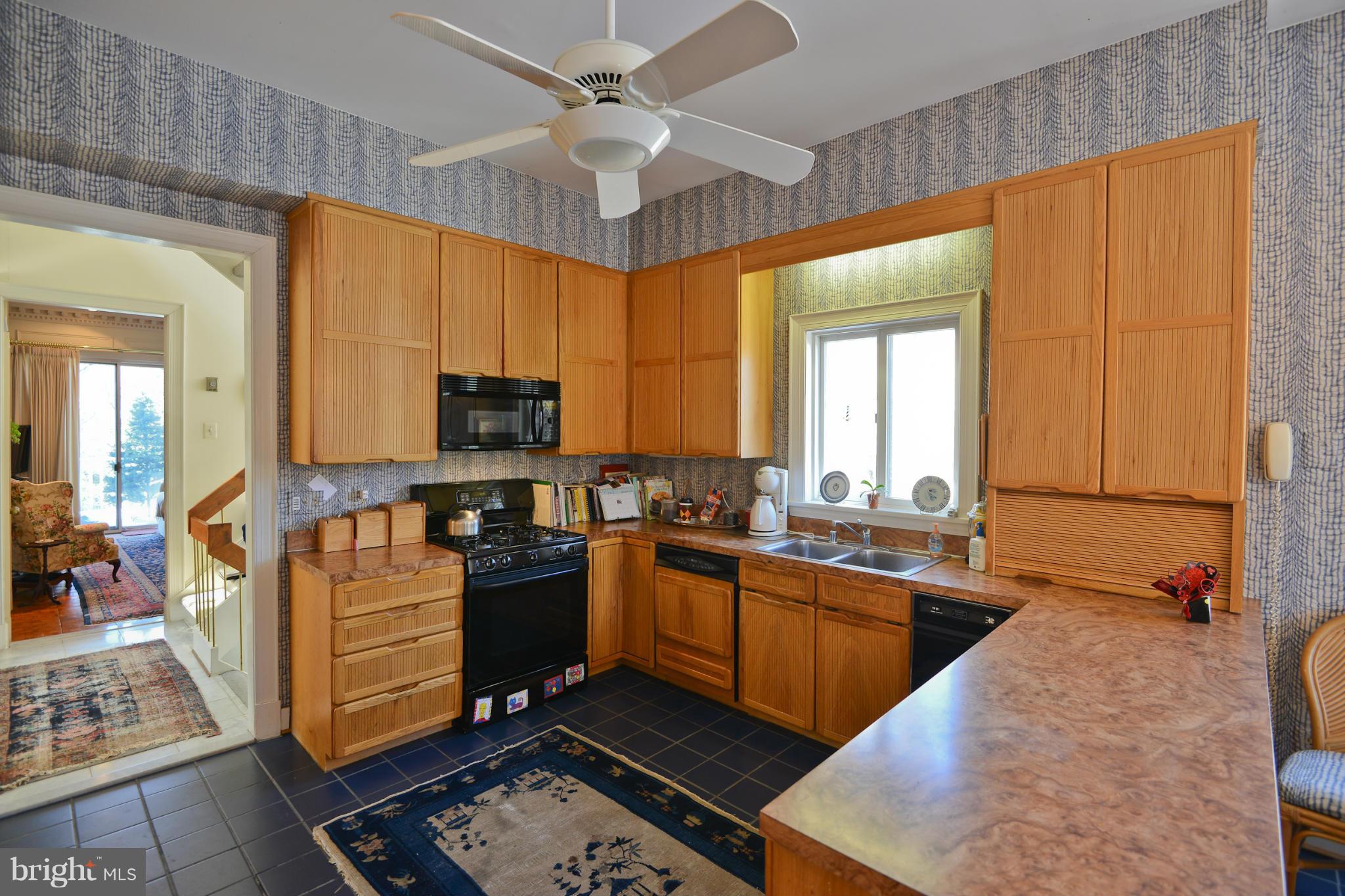 1330 Merrie Ridge Road McLean, VA 22101 - Photo 20 of 28 Kitchen