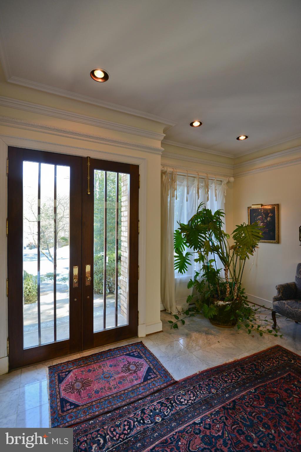 1330 Merrie Ridge Road McLean, VA 22101 - Photo 4 of 28 Grand Entry Foyer