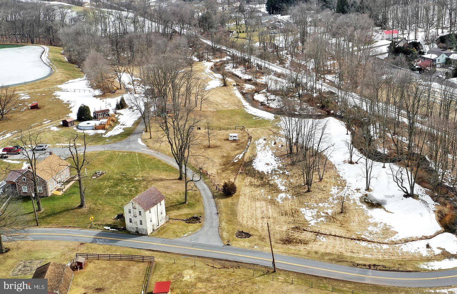 15 Resh Road Reinholds, PA 17569 - Photo 2 of 33 Aerial 1
