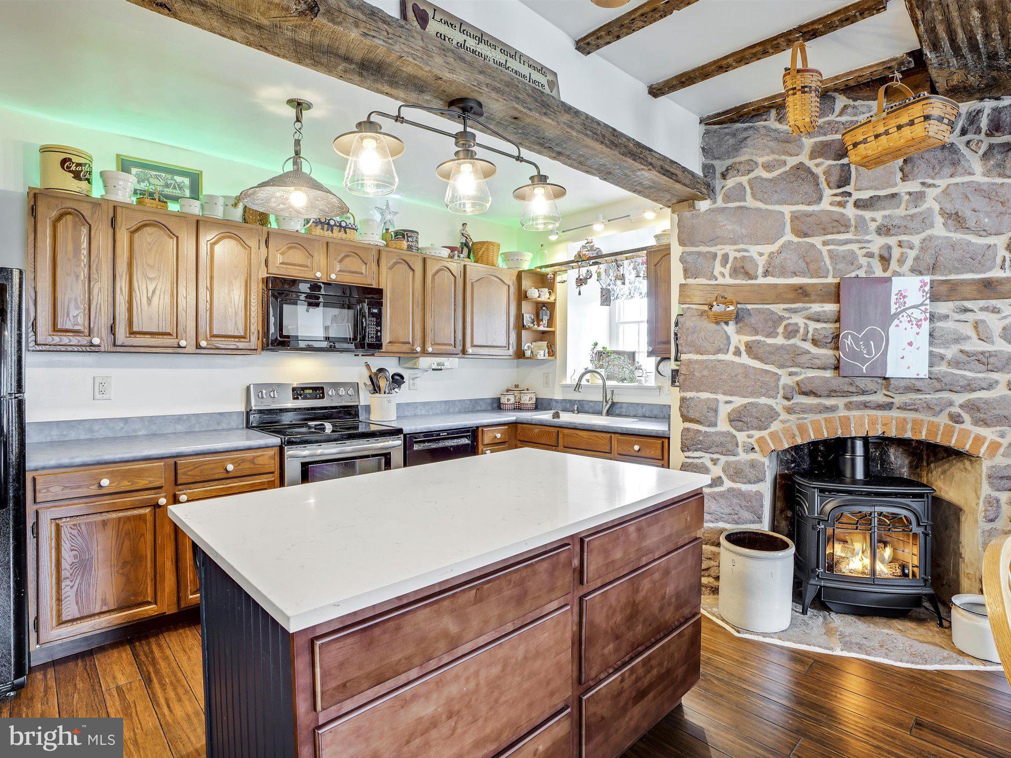 15 Resh Road Reinholds, PA 17569 - Photo 12 of 33 Kitchen