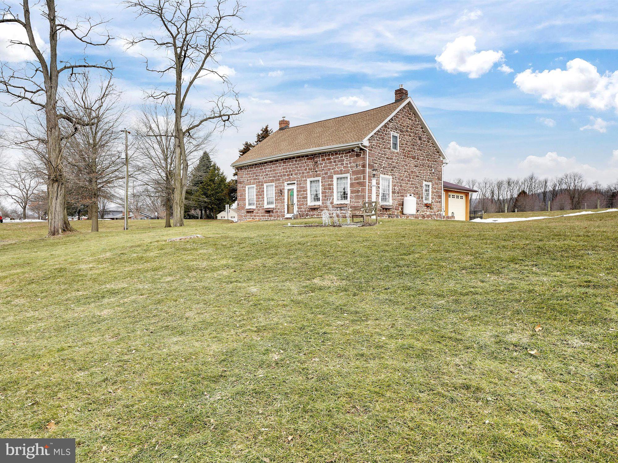 15 Resh Road Reinholds, PA 17569 - Photo 8 of 33 V5