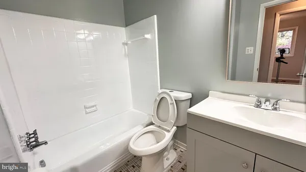 $3,900 | 8517 Marquette Street, Vienna, VA 22180