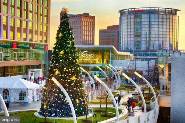 $3,900 | 8517 Marquette Street, Vienna, VA 22180