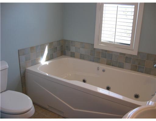 331 Clay Hill Road Cape Neddick, ME 03902 - Photo 11 of 31 Master Bath/Spa.