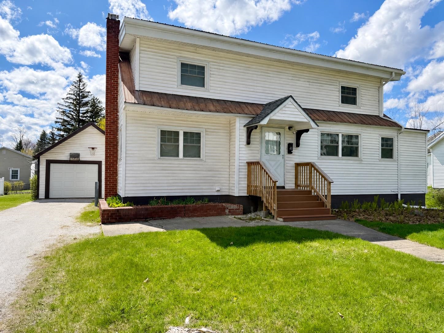 12 Liberty Street Swanton, VT 05488 - Photo 1 of 33