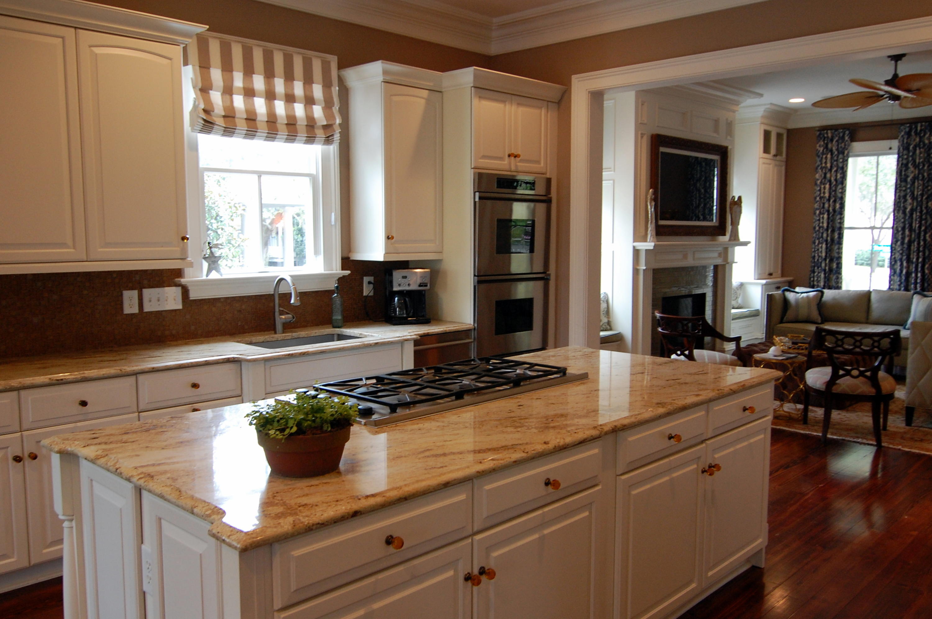 53 Isle Of Hope Road Mount Pleasant, SC 29464 - Photo 9 of 21 Kitchen open to family room