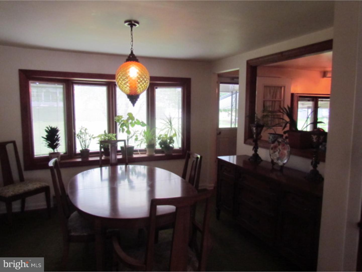723 Valley Road Warminster, PA 18974 - Photo 11 of 21 Dining Room