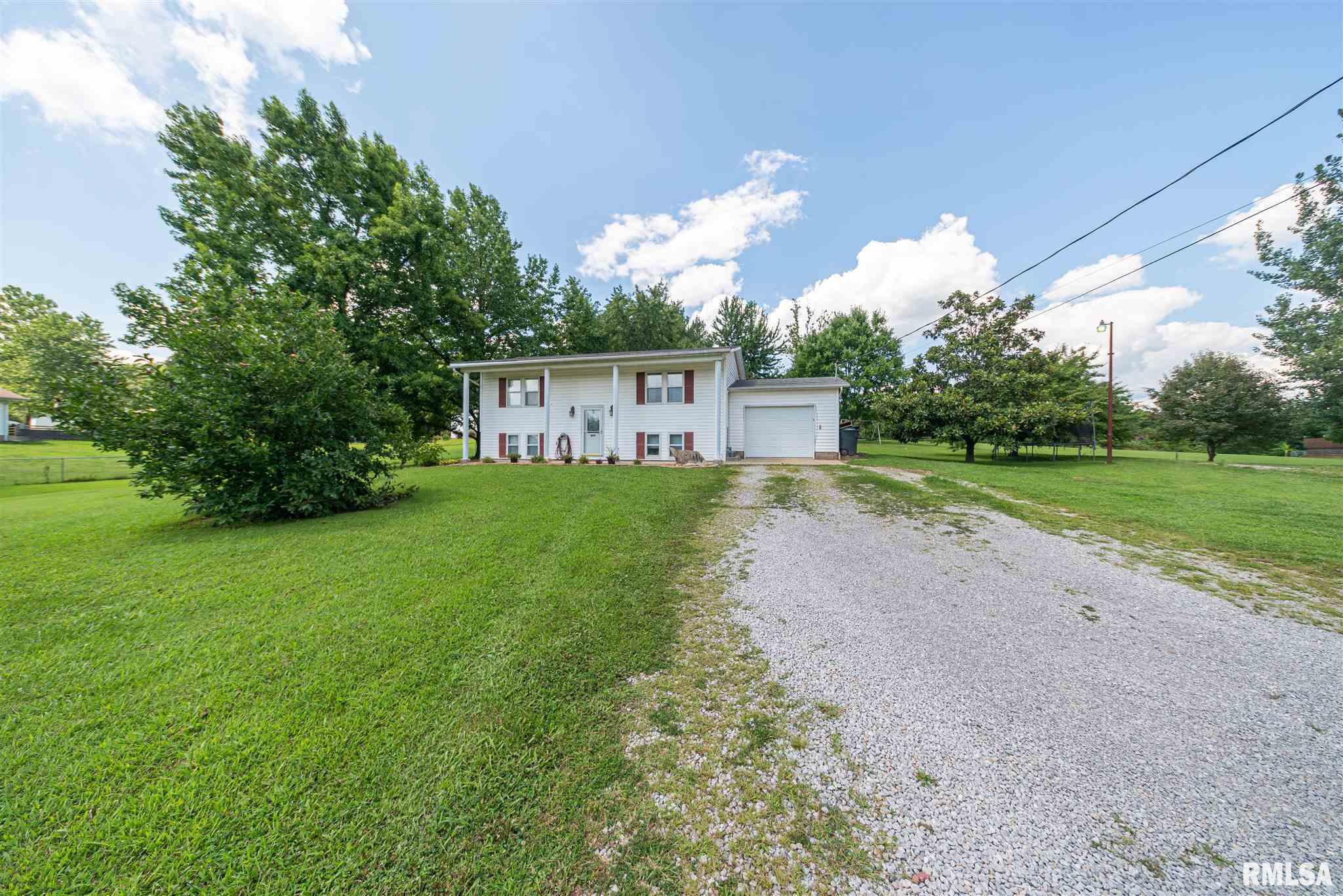 18824 East Fairfield Road Mount Vernon, IL 62864 - Photo 6 of 33 Gallery Image 6
