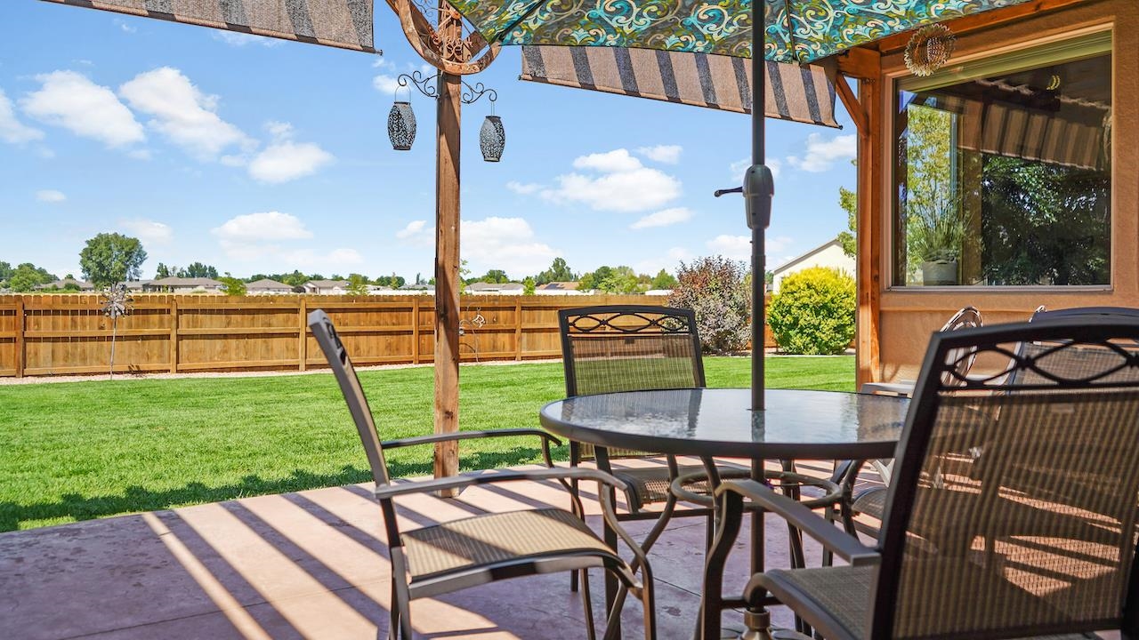 949 Kayenta Way Fruita, CO 81521 - Photo 35 of 41 a view of a backyard with sitting area