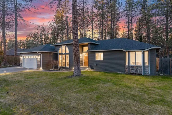 $520,000 | 7204 West Kendick Avenue, Nine Mile Falls, WA 99026