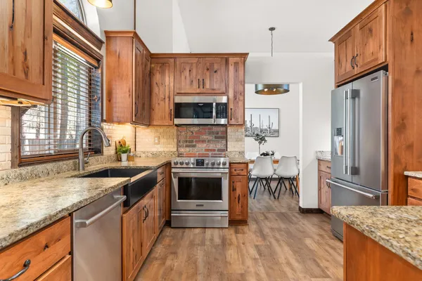 $520,000 | 7204 West Kendick Avenue, Nine Mile Falls, WA 99026