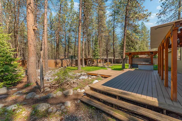 $520,000 | 7204 West Kendick Avenue, Nine Mile Falls, WA 99026