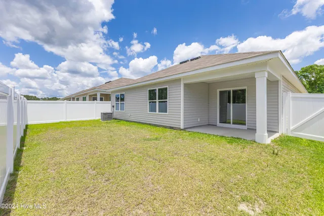 $2,150 | 107 Little Doe Place Southwest, Unit CALI, Supply, NC 28462