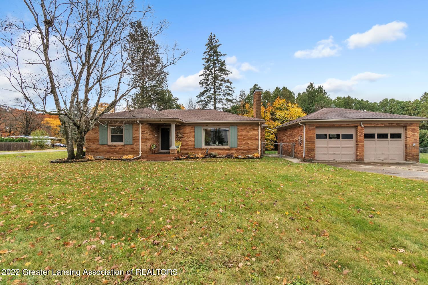 1016 Boichot Road Lansing, MI 48906 - Photo 46 of 47 Front