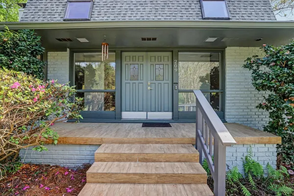 $590,000 | 209 Ridgeland Road, Tallahassee, FL 32312