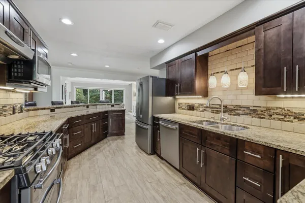 $590,000 | 209 Ridgeland Road, Tallahassee, FL 32312