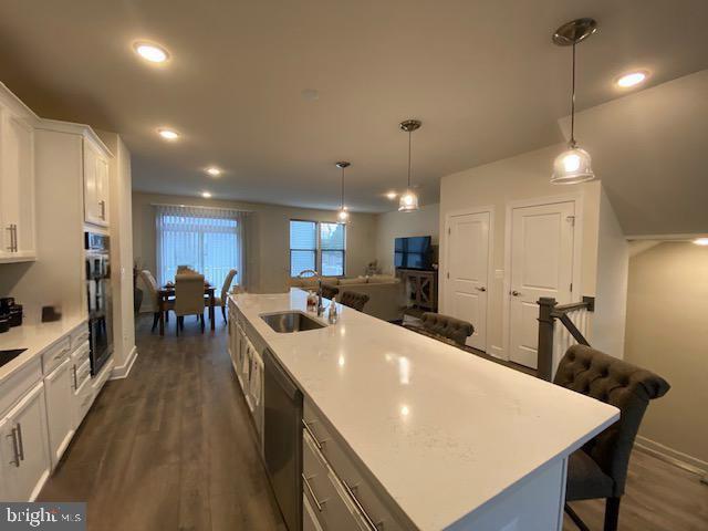 9875 Buchanan Loop Manassas, VA 20110 - Photo 3 of 14