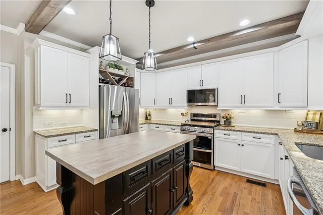 $675,000 | 6385 Grand Magnolia Drive Northeast, Sugar Hill, GA 30518