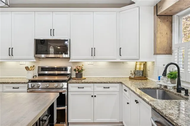 $675,000 | 6385 Grand Magnolia Drive Northeast, Sugar Hill, GA 30518