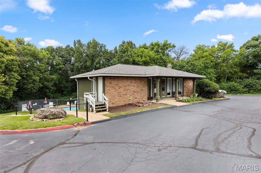13362 Hiddencrest Lane Ballwin, MO 63021 - Photo 45 of 47