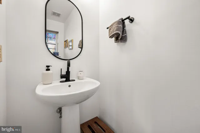 $450,000 | 1050 Square Drive, Unit 2, Phoenixville, PA 19460