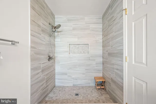 $450,000 | 1050 Square Drive, Unit 2, Phoenixville, PA 19460