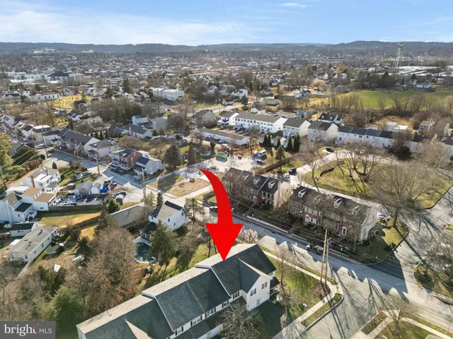 $450,000 | 1050 Square Drive, Unit 2, Phoenixville, PA 19460