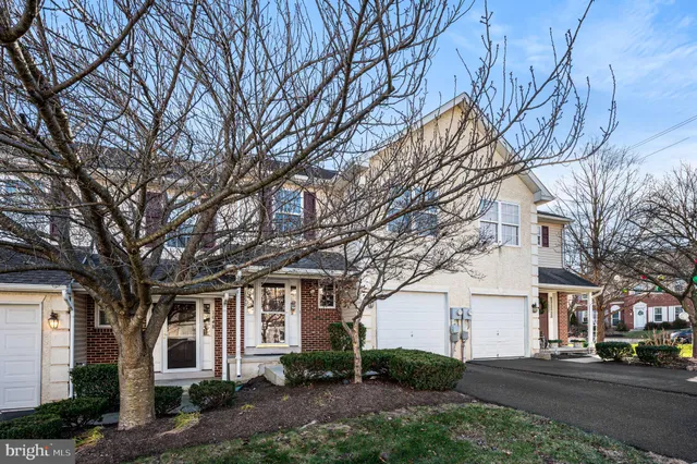 $450,000 | 1050 Square Drive, Unit 2, Phoenixville, PA 19460