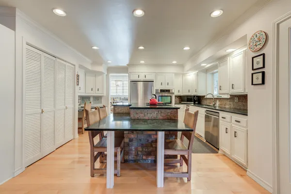 a close up of a plant in a garden