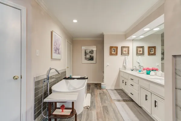 $700,000 | 109 South Lake Shore Drive, Ransom Canyon, TX 79366