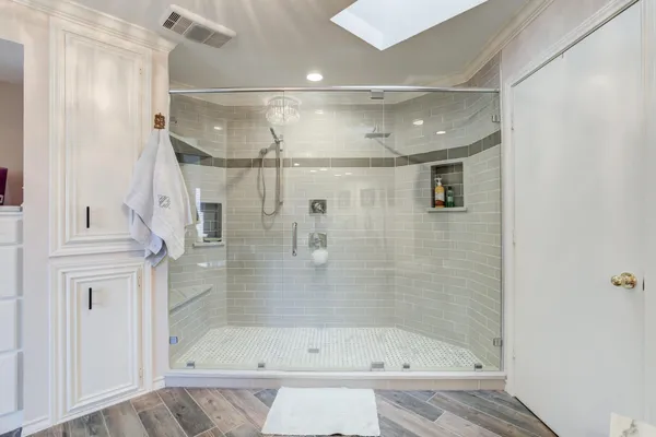 $700,000 | 109 South Lake Shore Drive, Ransom Canyon, TX 79366