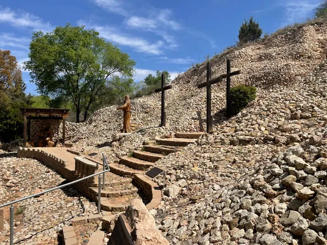 $700,000 | 109 South Lake Shore Drive, Ransom Canyon, TX 79366