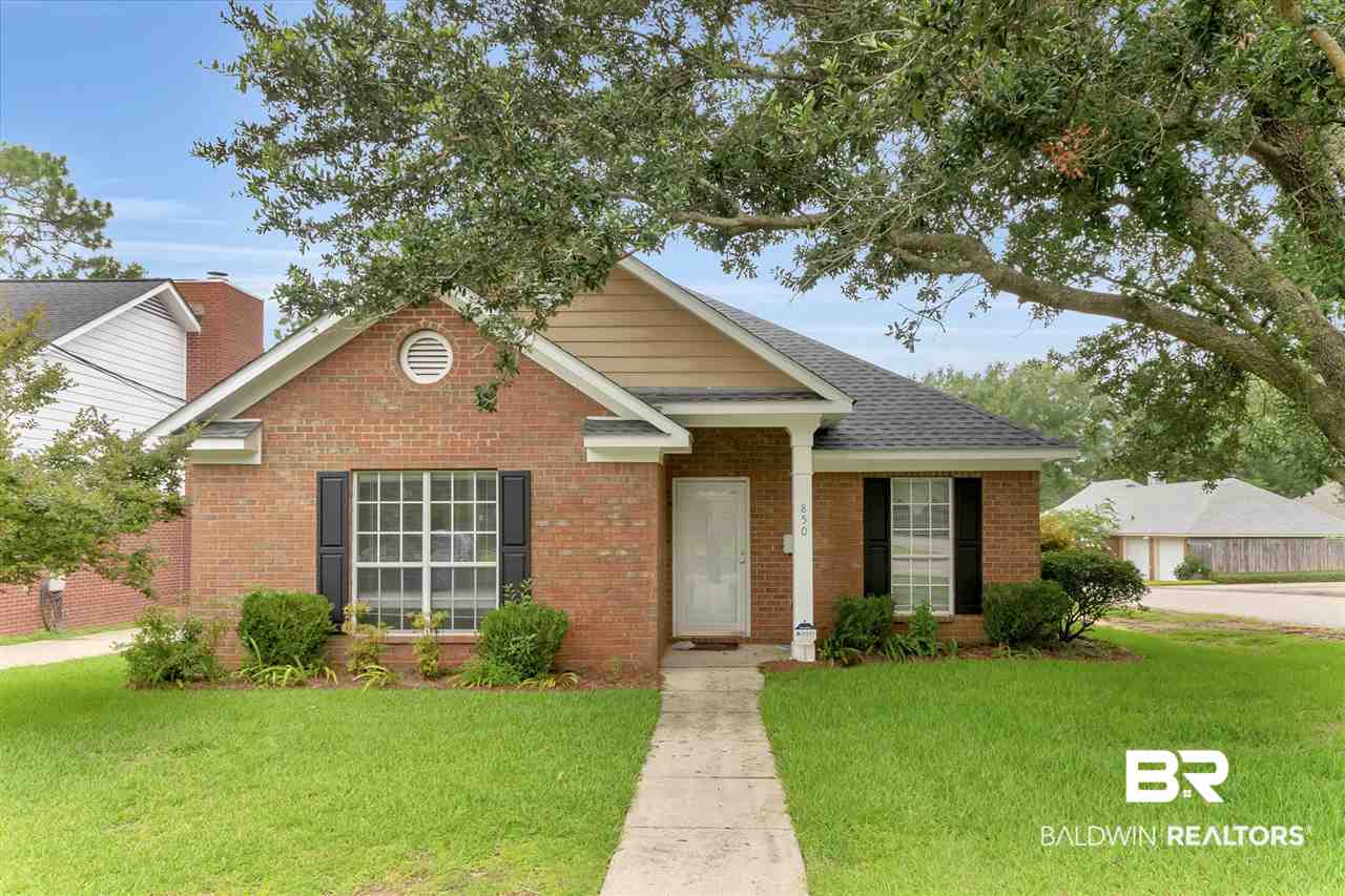 850 Louise Avenue Mobile, AL 36609 - Photo 1 of 38