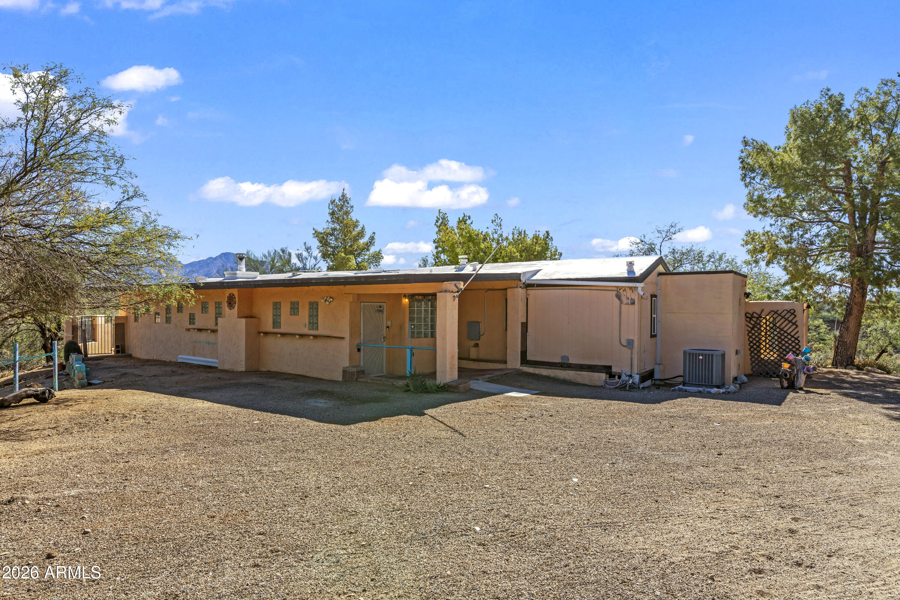 15940 North Goetz Place Tucson, AZ 85739 - Photo 7 of 37 a view of a backyard