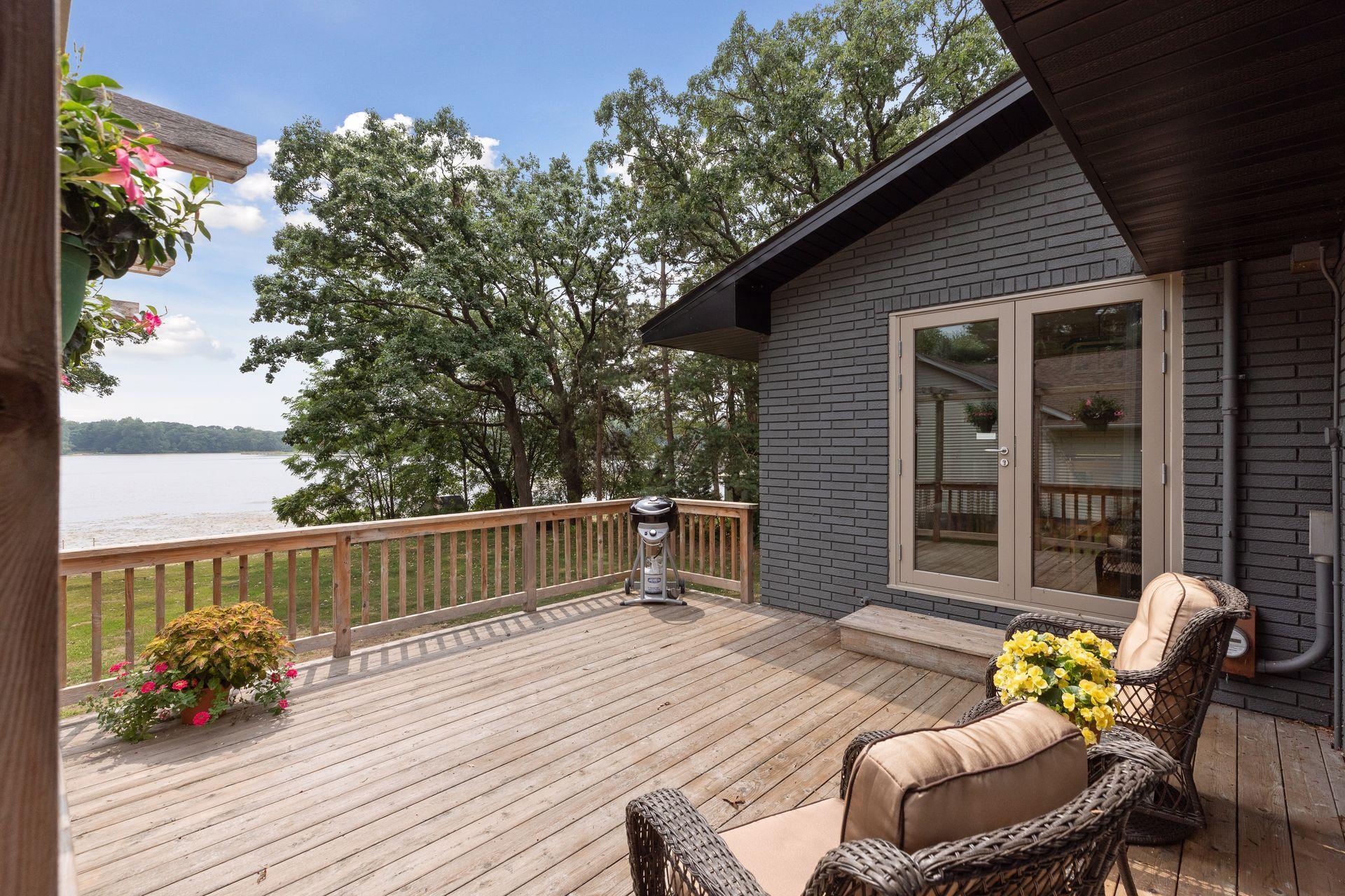 7 West Golden Lake Road Circle Pines, MN 55014 - Photo 4 of 8 Gallery Image 4
