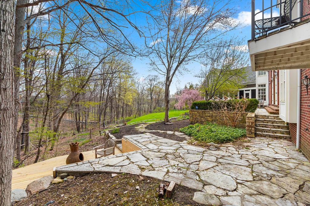1534 Powell Road Powell, OH 43065 - Photo 12 of 126 Gallery Image 12