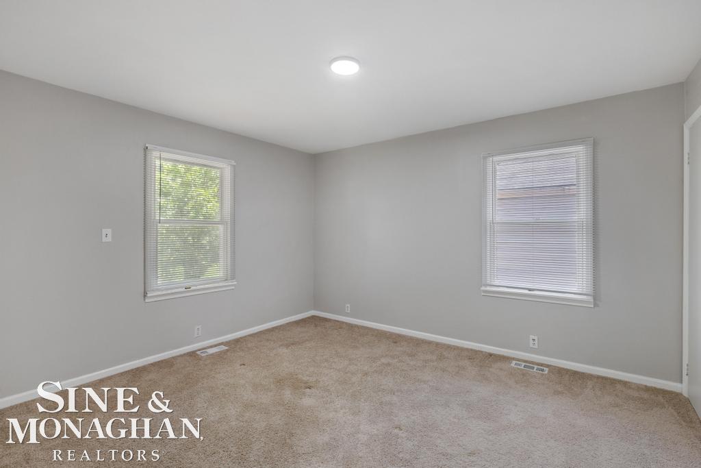 20933 Ridgemont Road Harper Woods, MI 48225 - Photo 16 of 30