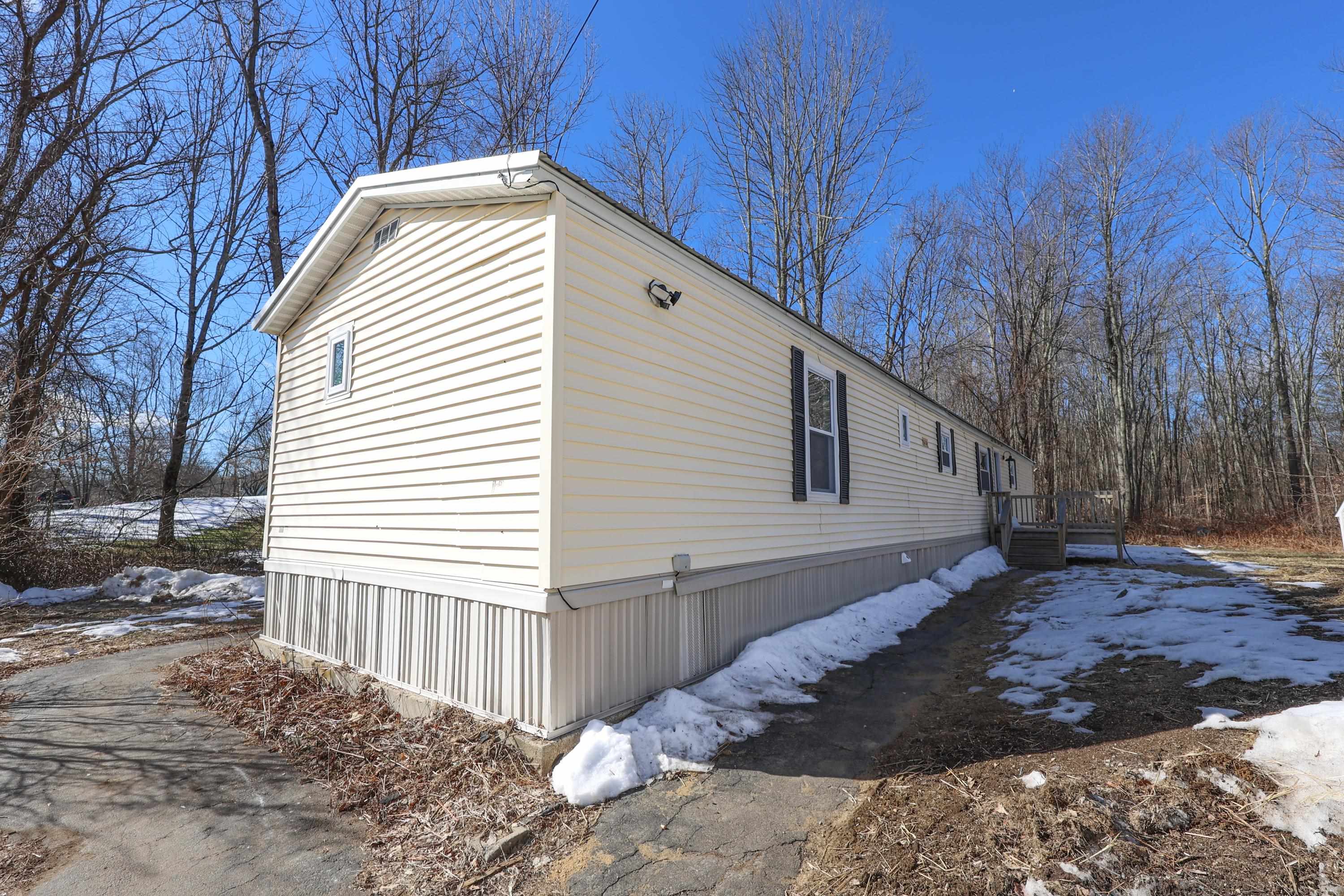 173 Four Rod Road Rochester, NH 03867 - Photo 22 of 33
