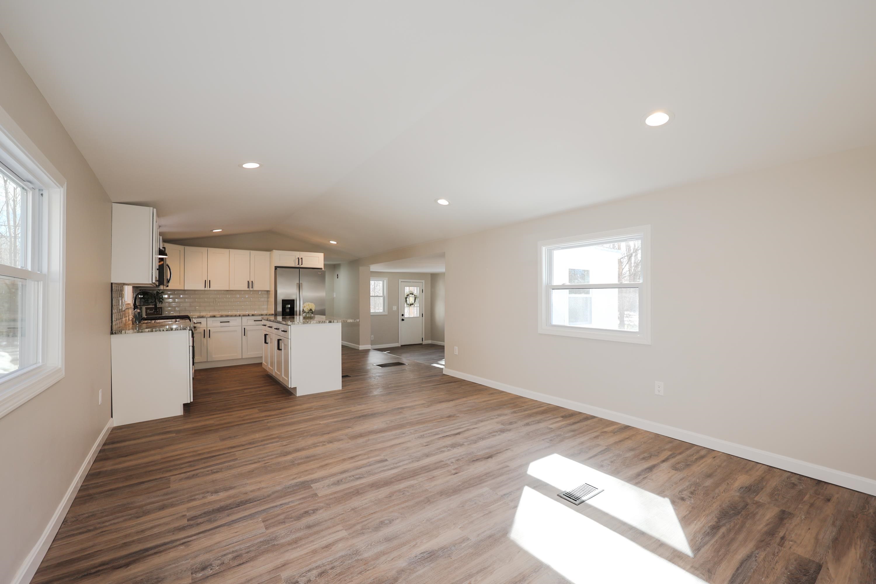 173 Four Rod Road Rochester, NH 03867 - Photo 31 of 33